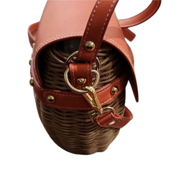 NWOT Tommy Bahama Wicker Basket Crossbody Bag - Picture 6 of 8